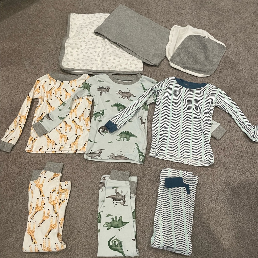 3 Pairs of Burt's Bees Baby Pajamas (24 Months) & Extras
